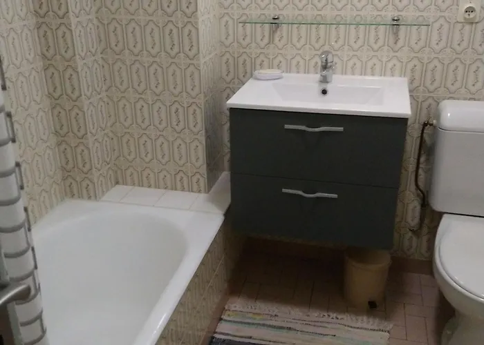 Appartement Cosy Avec Balcon, 20m Des Remontées Mécaniques, Plein Centre Châtel, Idéal 3 Pers. - Fr-1-676-113